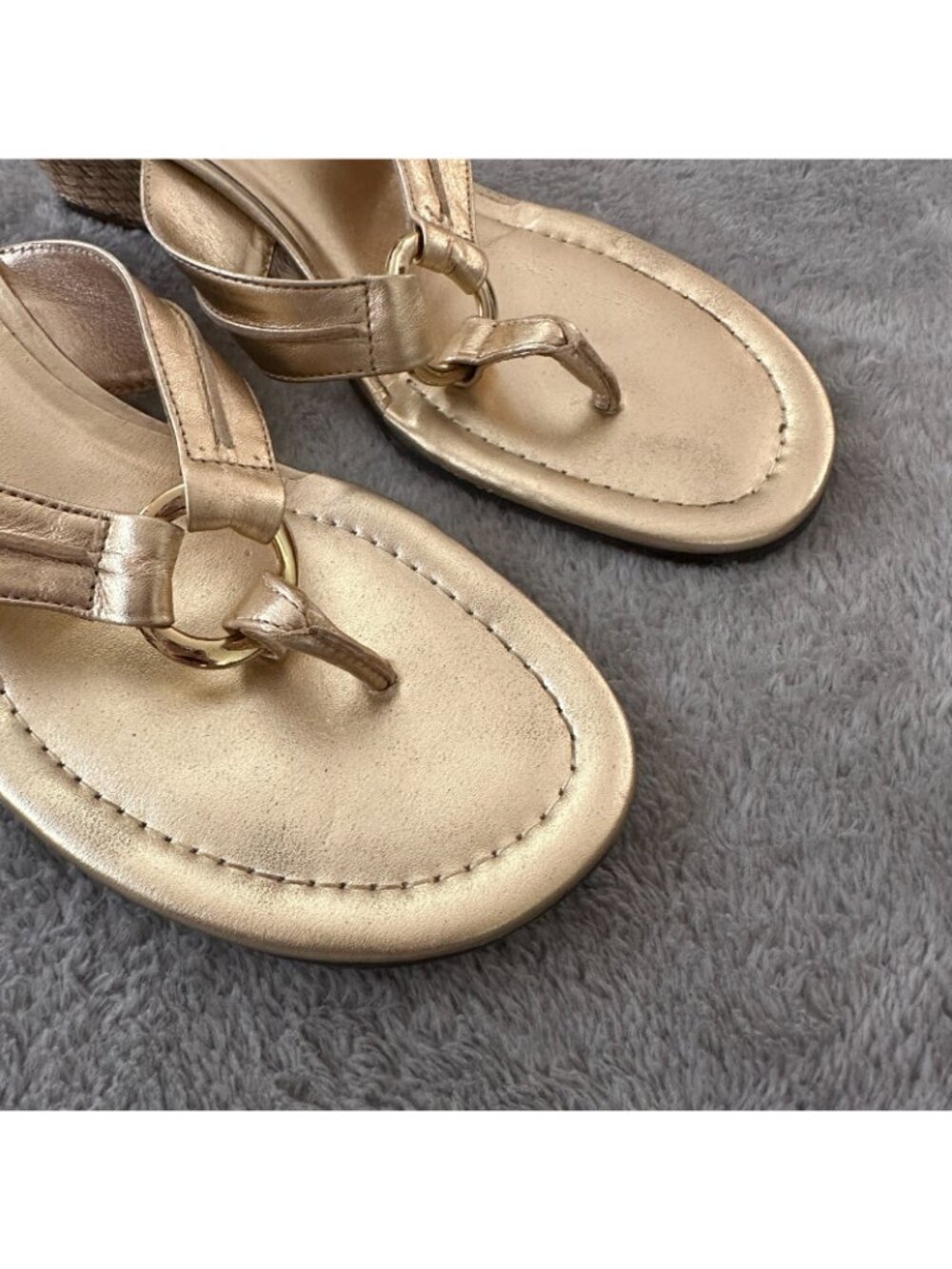 Lilly Pulitzer Gold Metallic Wedge Thong Sandals - Picture 2 of 8